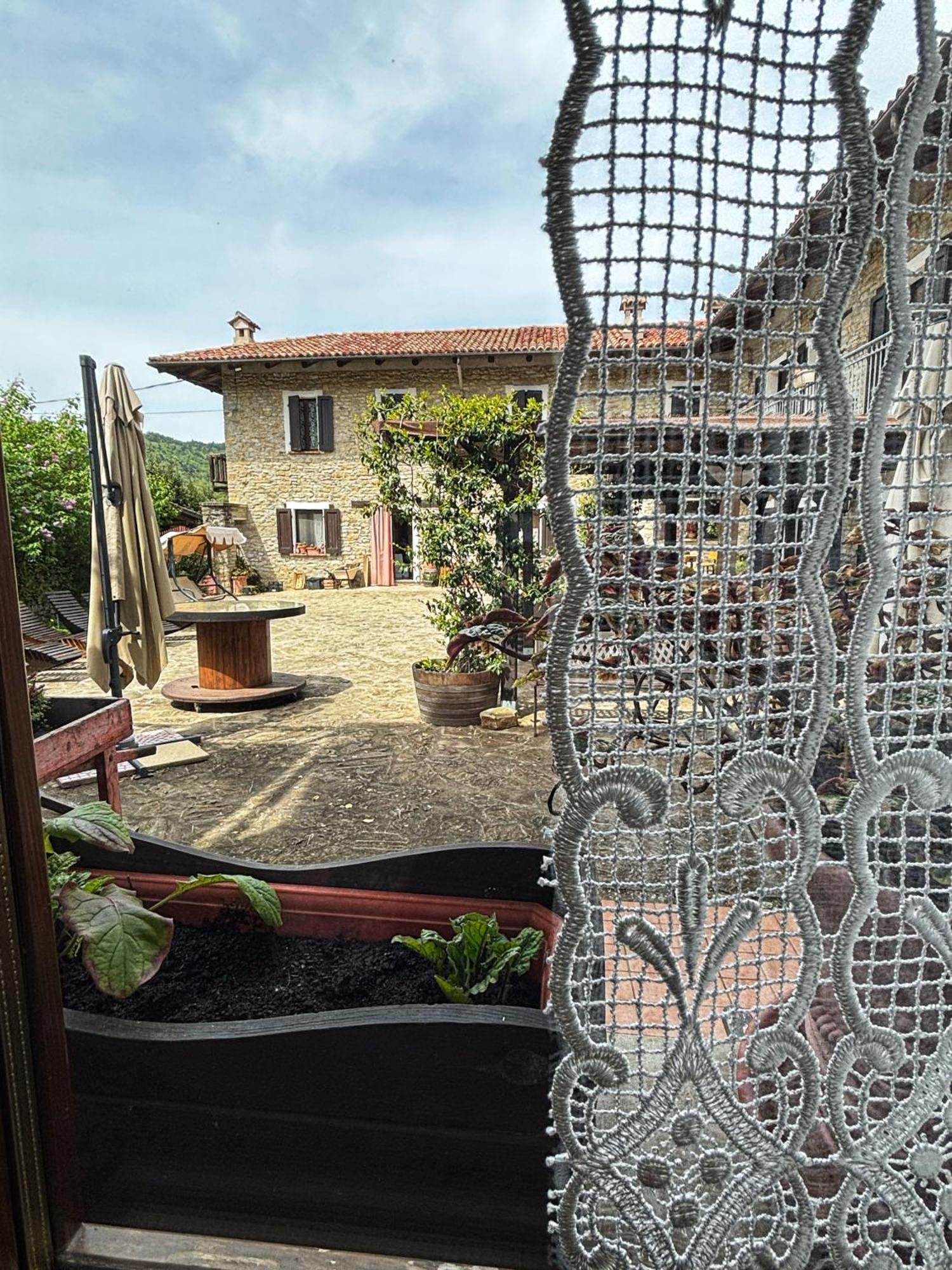 Agriturismo Tenuta San Giuseppe Cossano Belbo Екстериор снимка